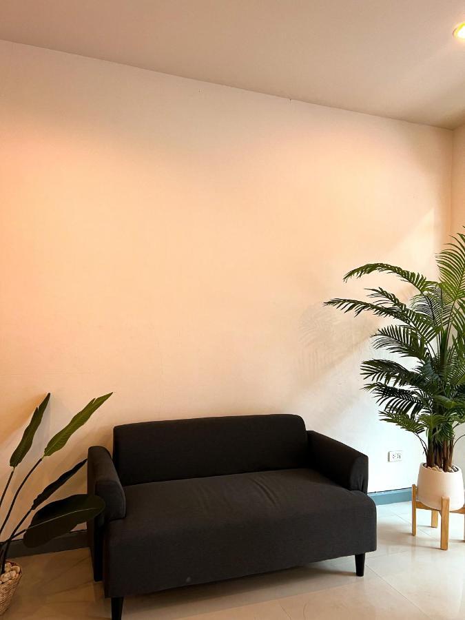 Baobab Hotel Patong Buitenkant foto